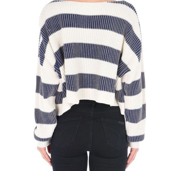 Free People “Just My Stripe” Cropped Sweater Woman’s Size M - Picture 2 of 2